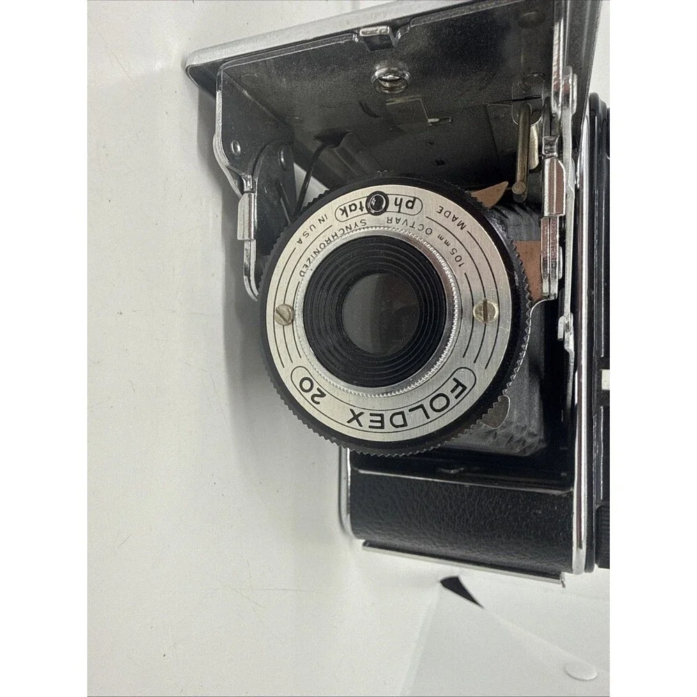 Vintage 1949 Foldex 20 Pho-Tak Folding Camera With 105mm Octvar Lens